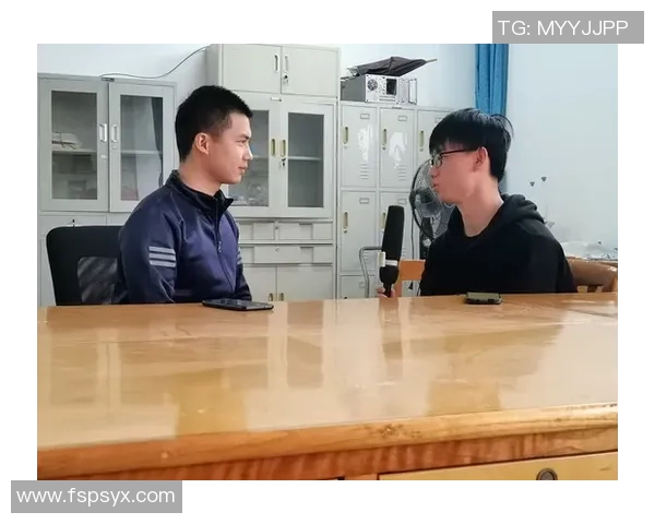 深度对话：吴娜如何在足球世界中追寻梦想与挑战自我