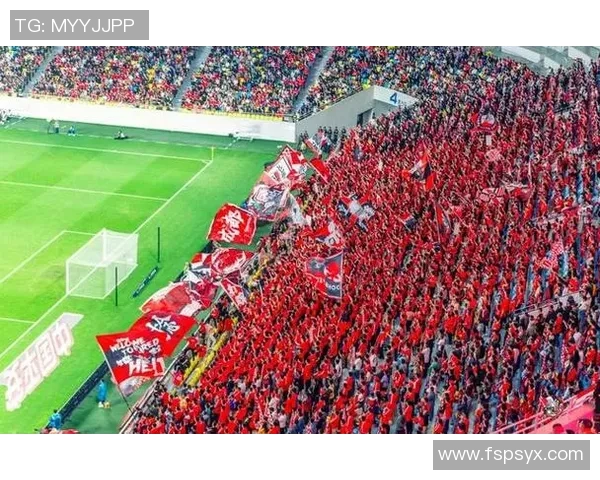 上海足球明星赛盛况空前球星云集激情四溢引发球迷热潮