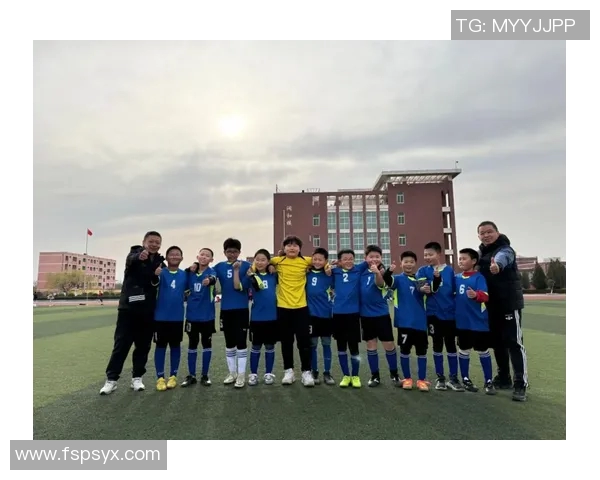 与足球明星合照剪辑分享你的足球梦想与偶像的亲密瞬间