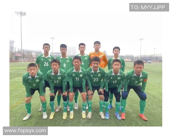 武汉足球队以54分领跑全国锦标赛积分榜展现强劲实力 武汉足球队以54分领跑全国锦标赛积分榜展现强劲实力